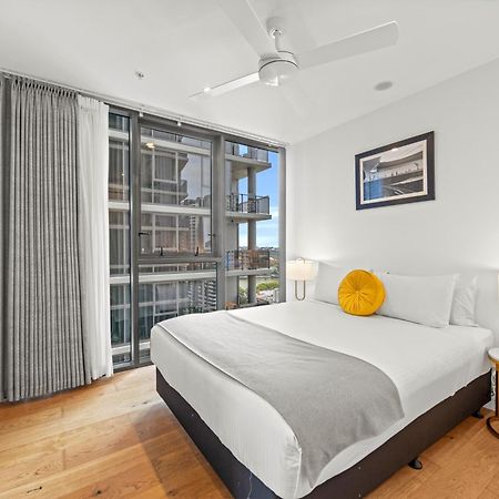 Brisbane One Apartments By Cllix Екстериор снимка