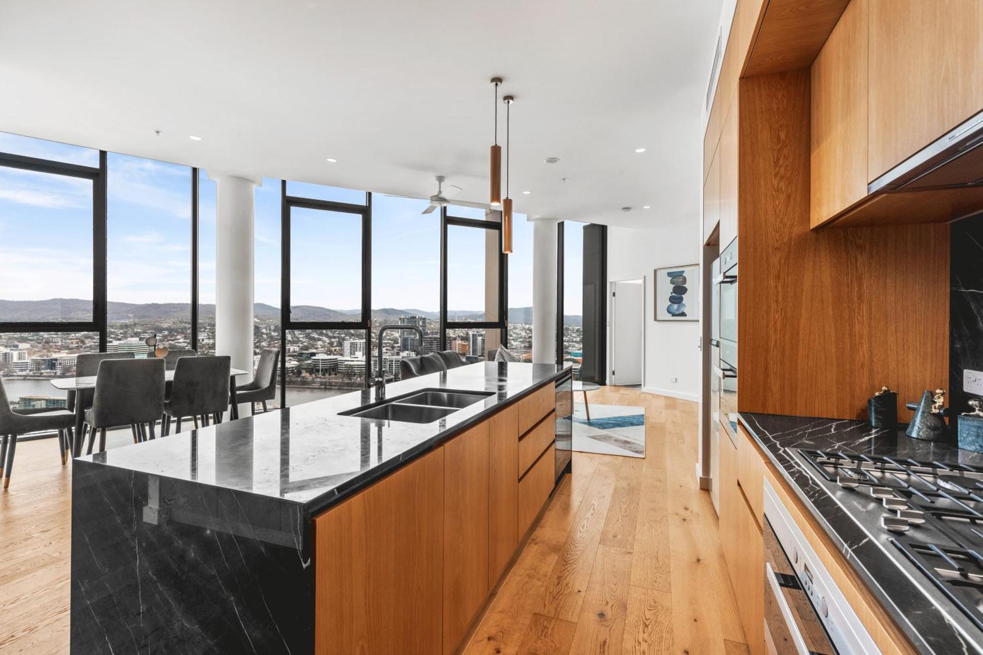 Brisbane One Apartments By Cllix Екстериор снимка