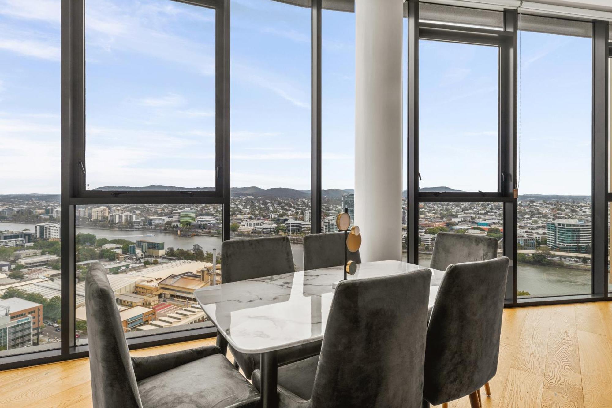 Brisbane One Apartments By Cllix Екстериор снимка