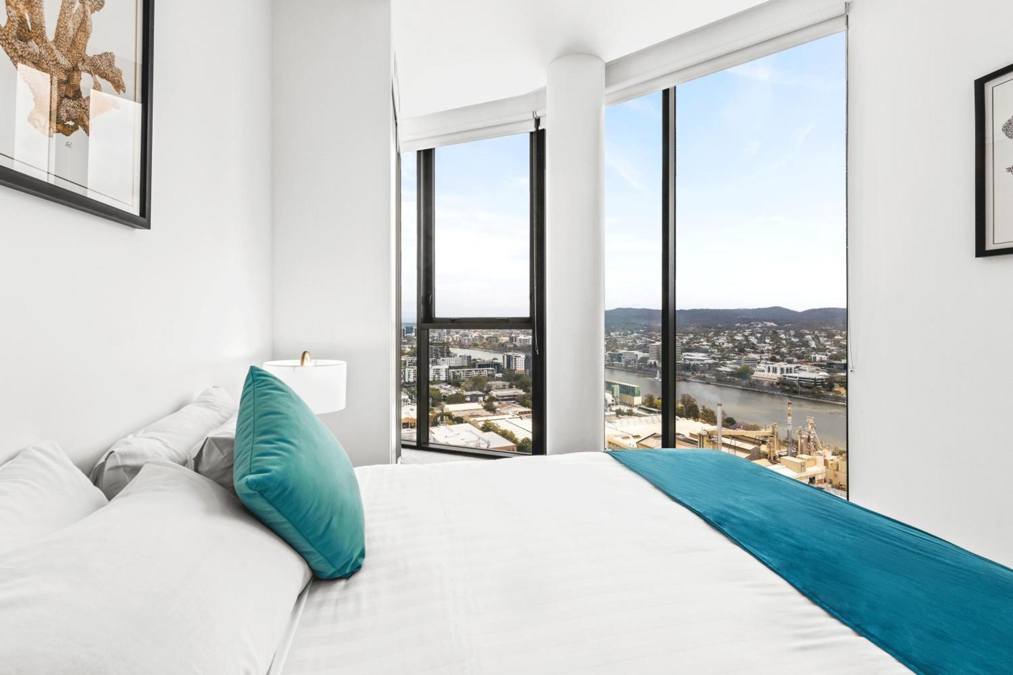 Brisbane One Apartments By Cllix Екстериор снимка