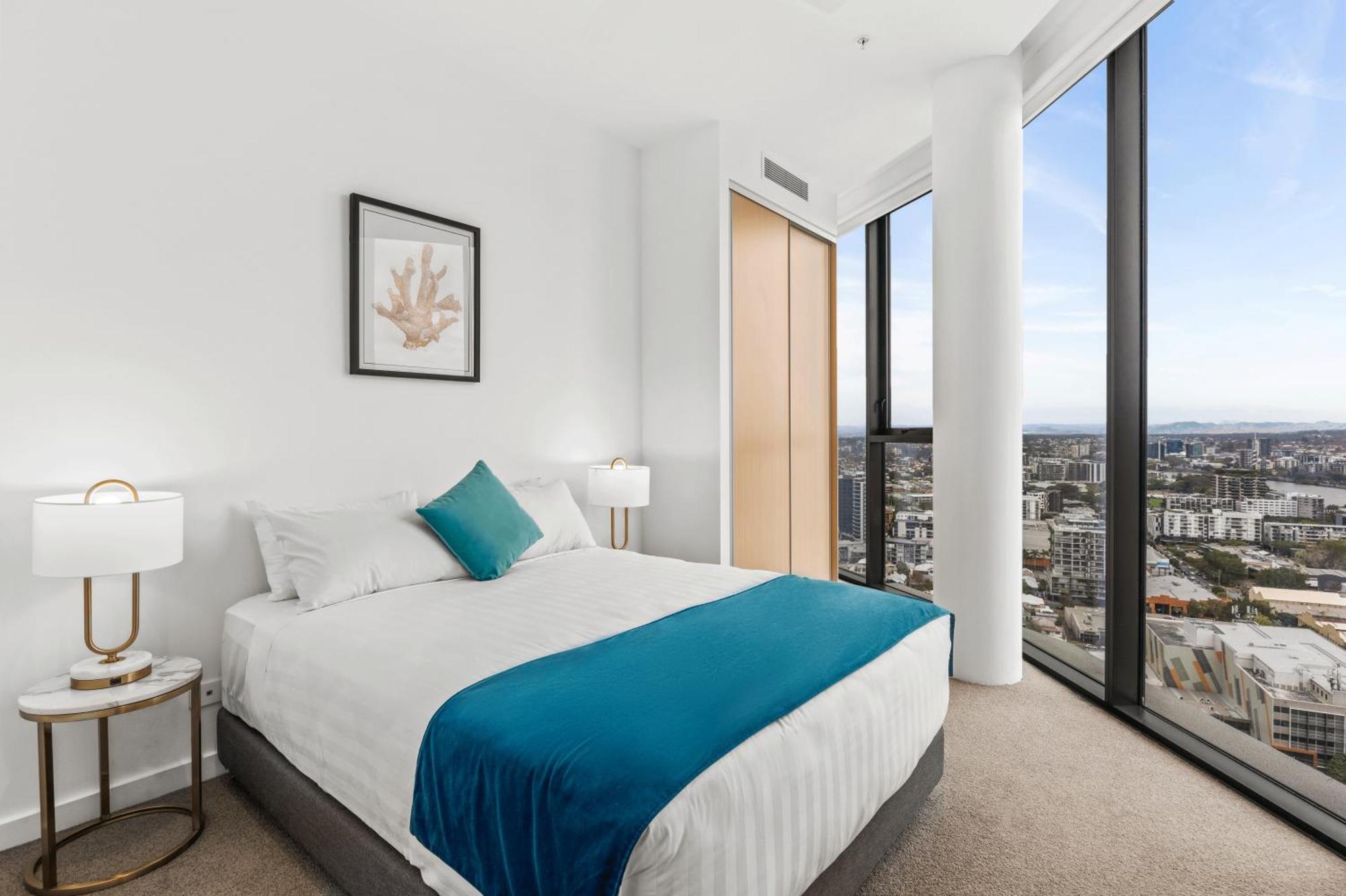 Brisbane One Apartments By Cllix Екстериор снимка