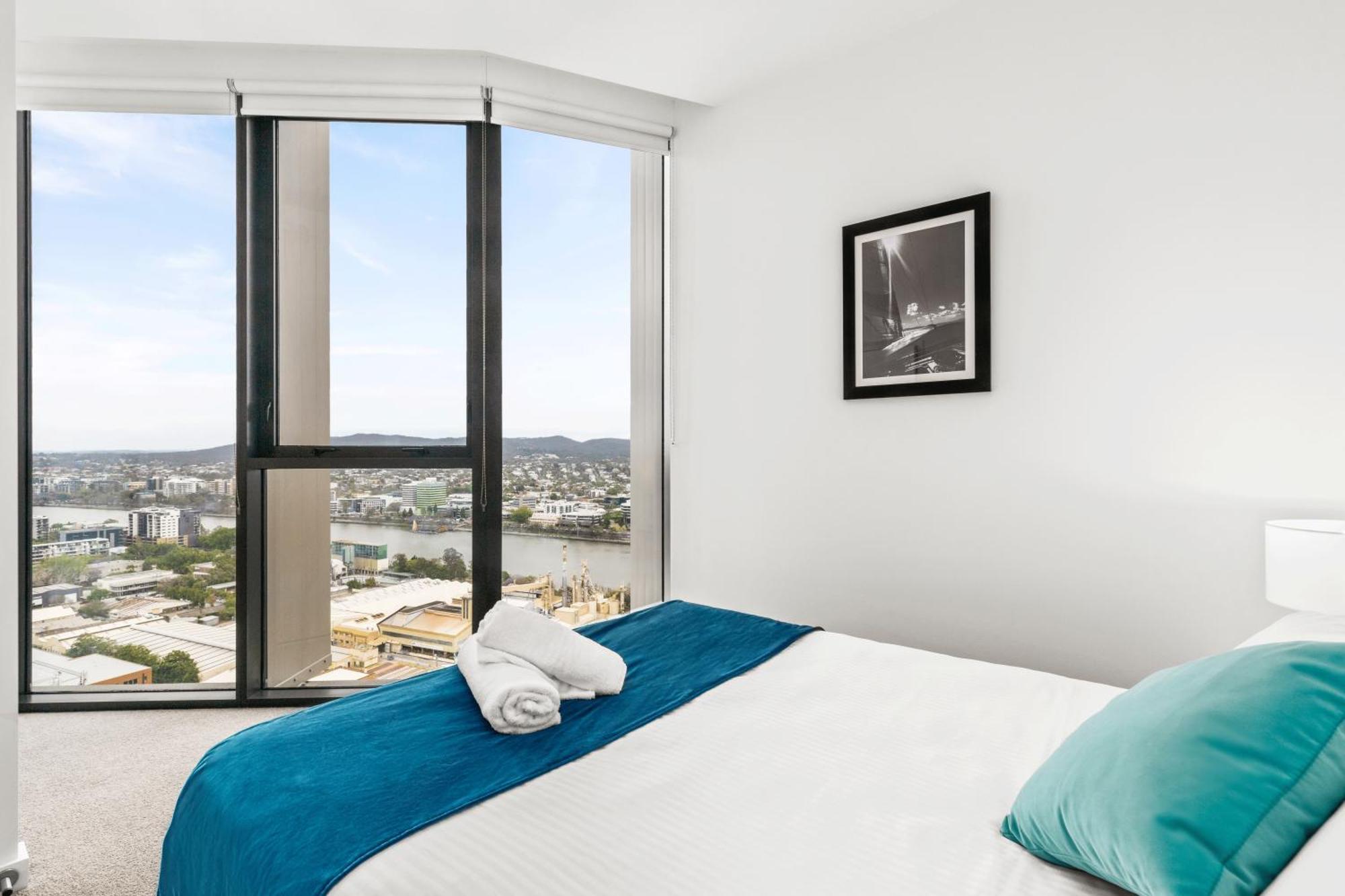 Brisbane One Apartments By Cllix Екстериор снимка
