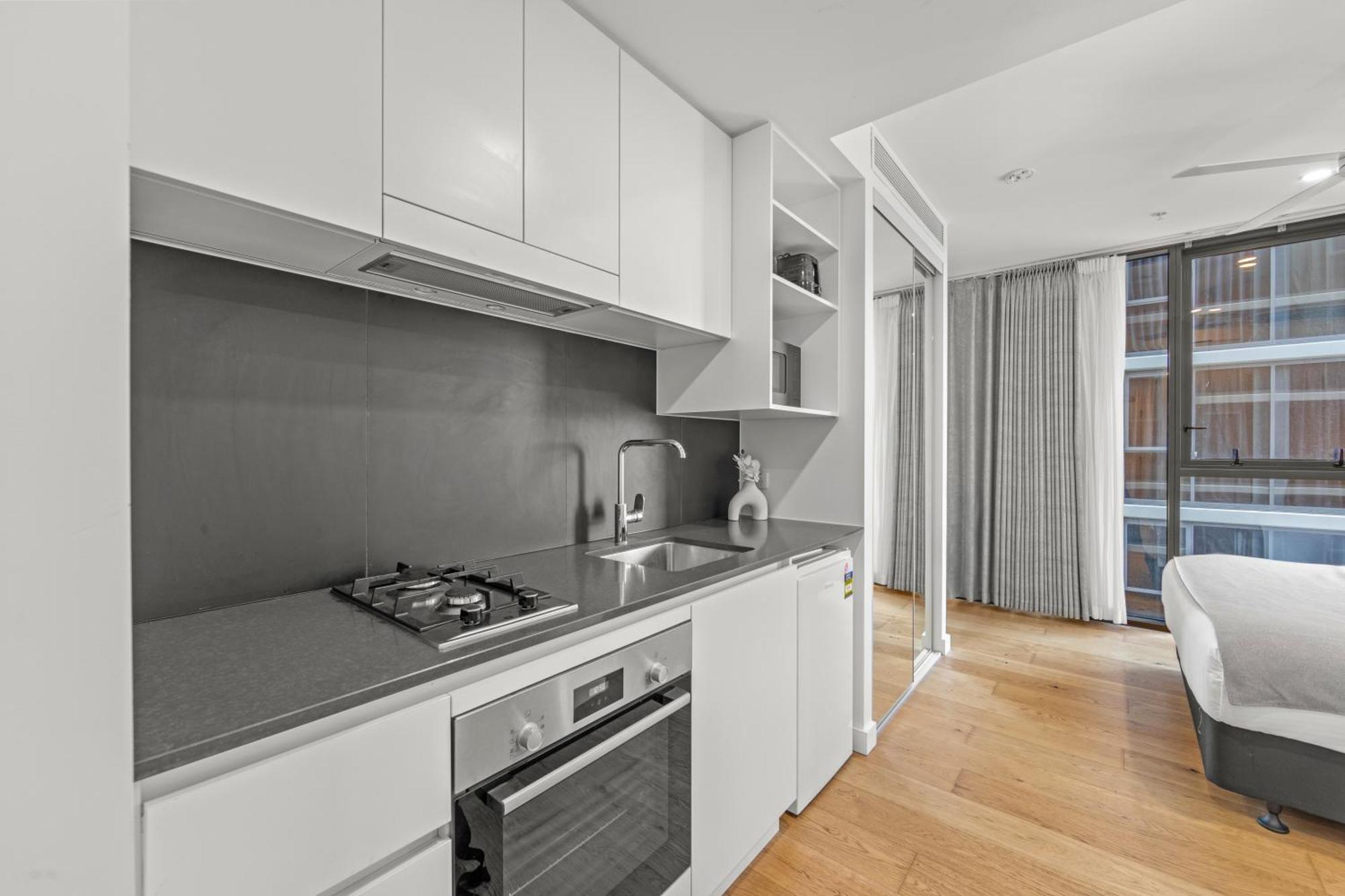 Brisbane One Apartments By Cllix Екстериор снимка